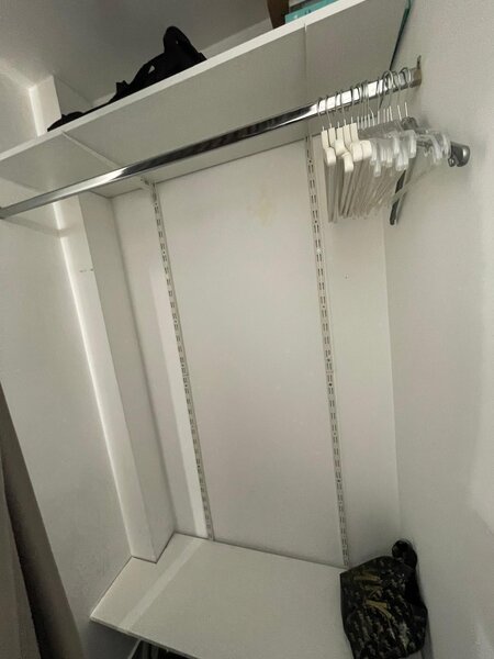 Piata Victoriei, Iancu de Hunedoara,